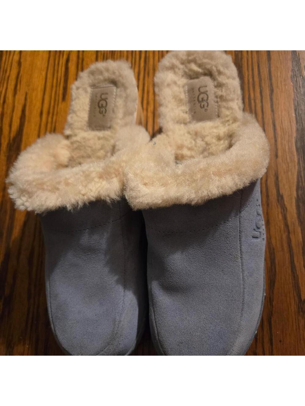 Vintage Ugg clogs, wood soles, barely worn, like new, size 10 [COPY]